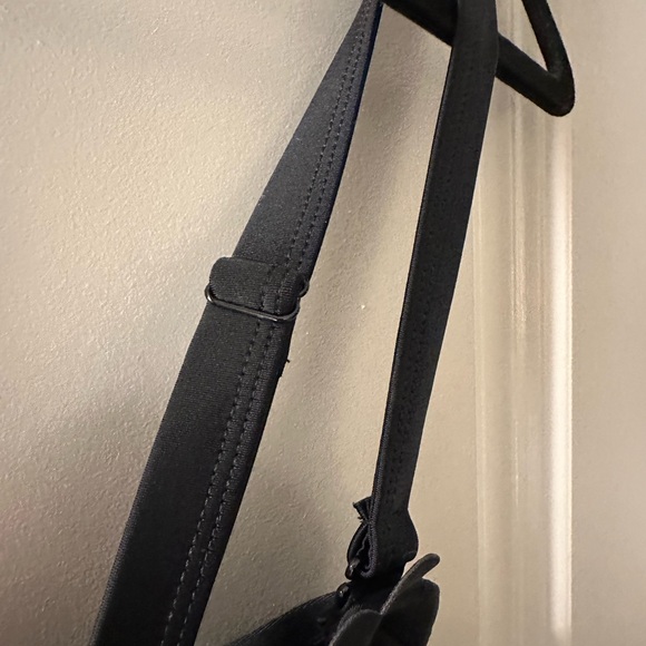 NWT Torrid Scalloped Edge Swim Top - Picture 5 of 14